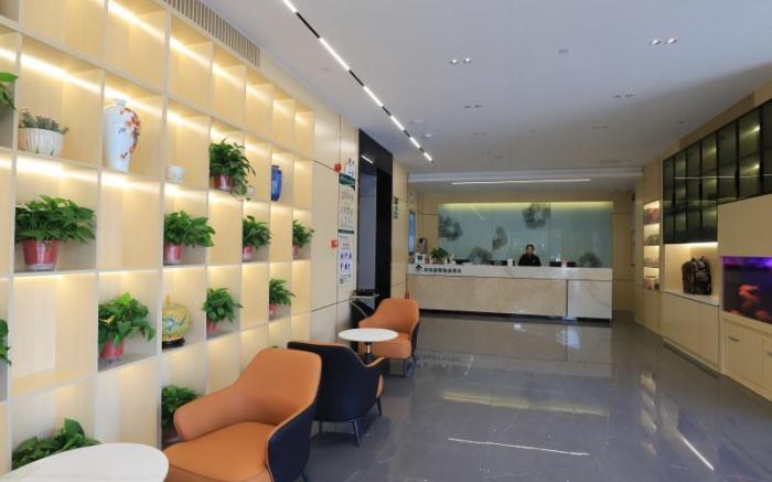 GreenTree Inn Express Fuyang University Town West High-Speed Railway Station