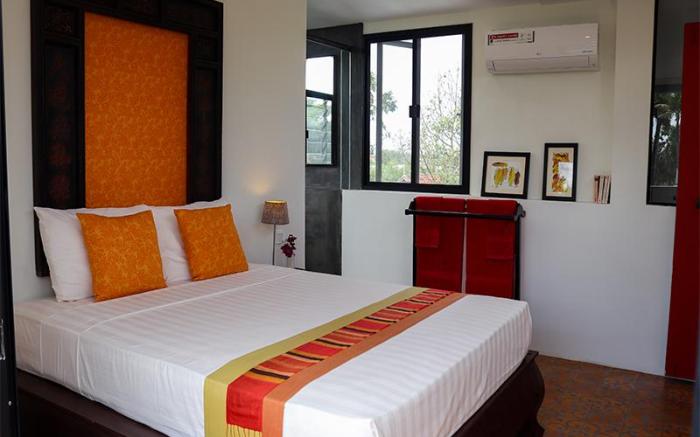 RedBox House - Private Contemporary 5 rooms Villa