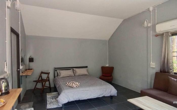 Farm Madame Fleur garden bungalow (queen bed)