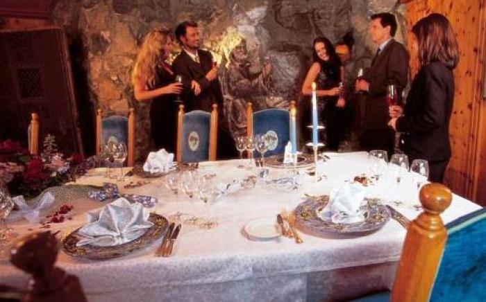 Wellnesshotel ...liebes Rot-Fluh