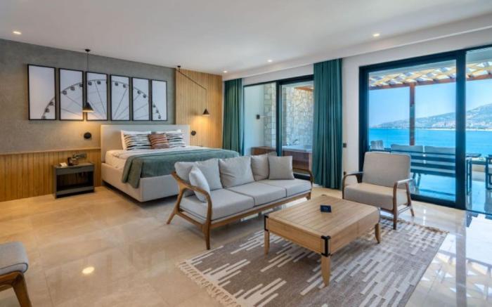 Lures Hotel