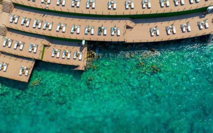 Lures Hotel