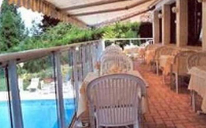 Logis Hotel Auberge de L'Etang