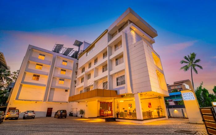 HOTEL SEVEN LIGHTS