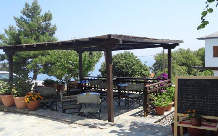 Hotel Vrionis