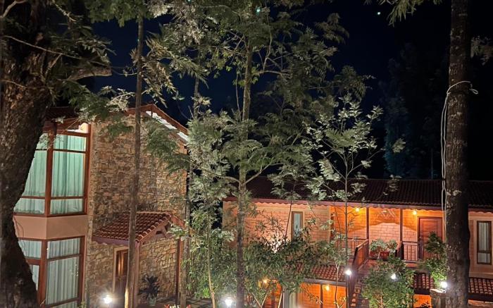 Sereno Barn Private Pool Villa , Chikmagalur