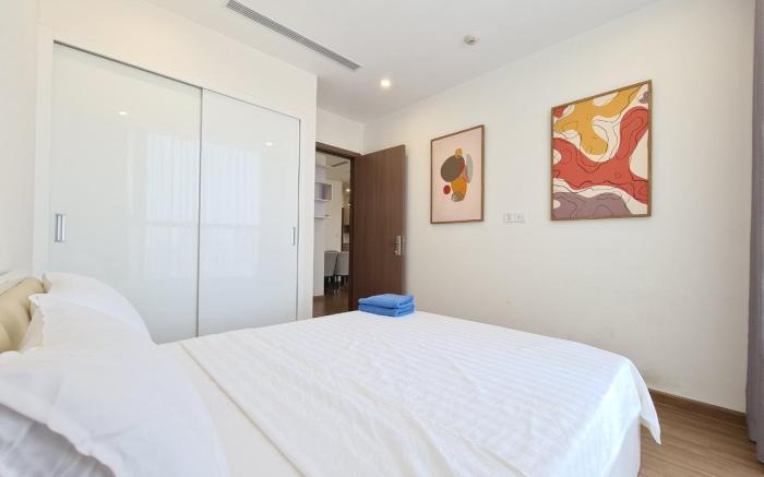 Vincom Plaza Vinhomes Sky Lake Pham Hung My Dinh