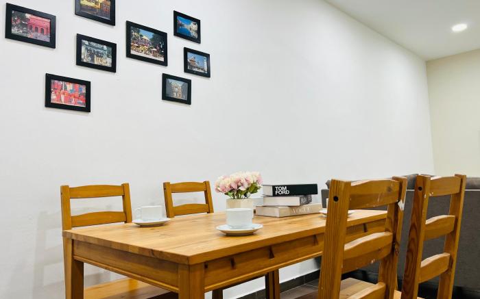Landed 3bedroom Walk 3min to Jonker Big Space|150A