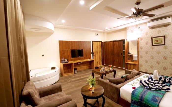 Hotel Padmavati Fort View