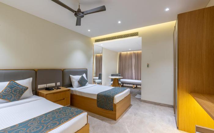 hotel sannidhi emerald 