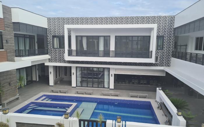 Dampa Poolside Events & Accommodation