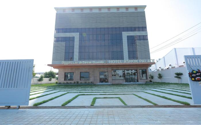Hotel Ashok Palace