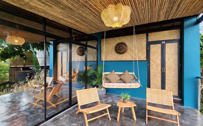 The Designer Glasshaus @Glamping at Karuna El Nido