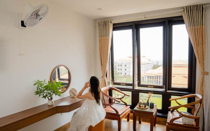 SeaColor Beachstay Danang Hotel by Haviland