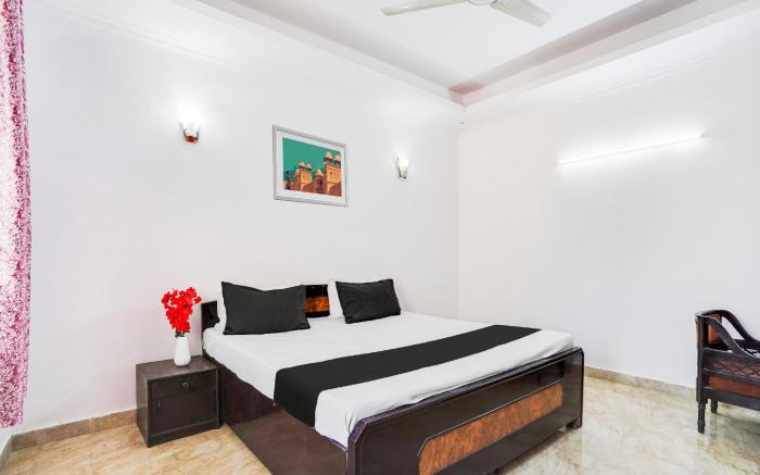 Hotel O Noida Stay