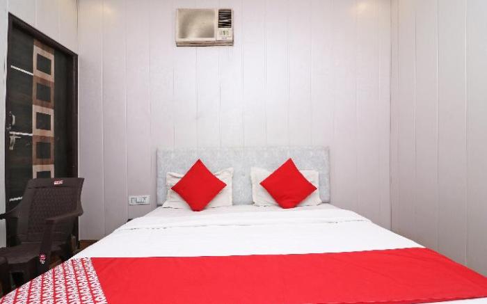 OYO 810741 Hotel Adb