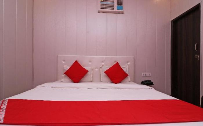 OYO 810741 Hotel Adb