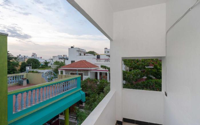 Hotel O Chez Pondy Near Serenity Beach