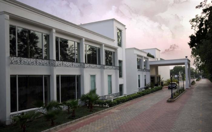 Fairlie Hotels & Resorts