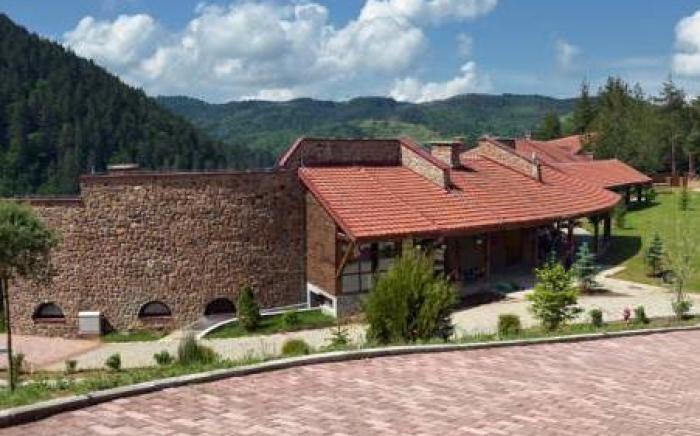 Aurora Resort & Spa