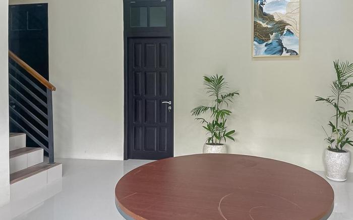 RedDoorz Syariah near Stasiun Madiun 2