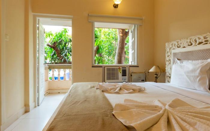 RoomzAway 4204: Pool, WiFi, Kitchen, Parking