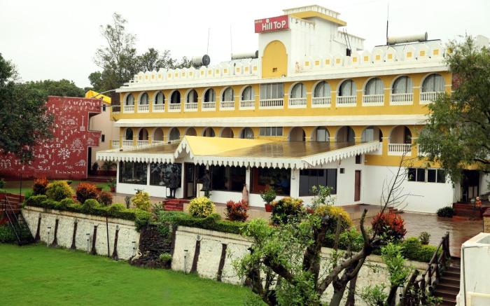 Hotel Hilltop by Fidato Hotels