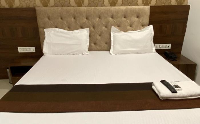 Hotel JK Residency