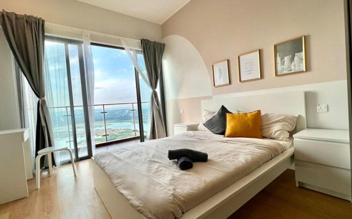 HighFloor SeaView @CountryGarden 3BR(Wi-FI)6-12pax