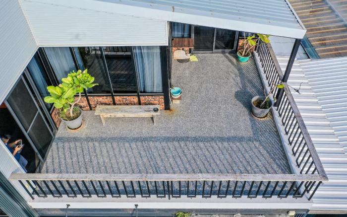 Muliu BNB Deluxe Quadruple Room