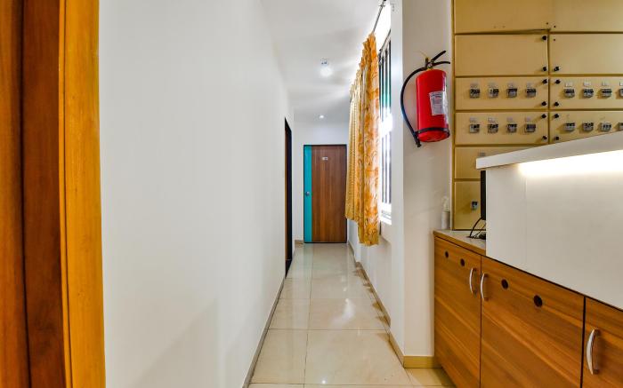 FabHotel Raj Ratna - Nr. Ashram Road