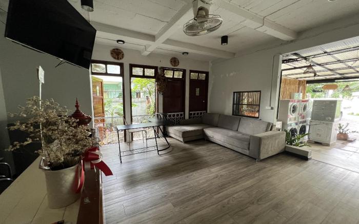 Orchid Hostel