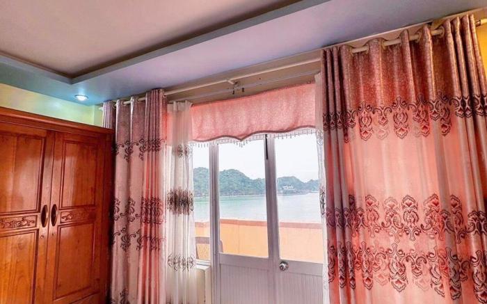 Thai bao seaview hotel 