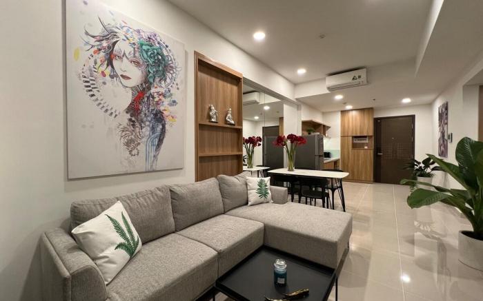 Double Queen BR - District 1  near Fun hub Buiviện