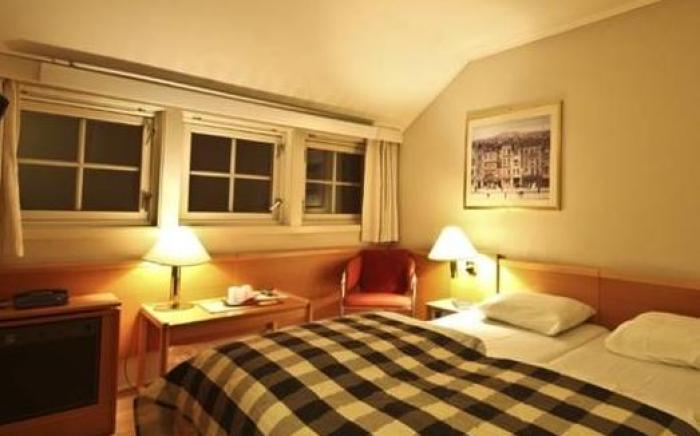 Reenskaug Hotel