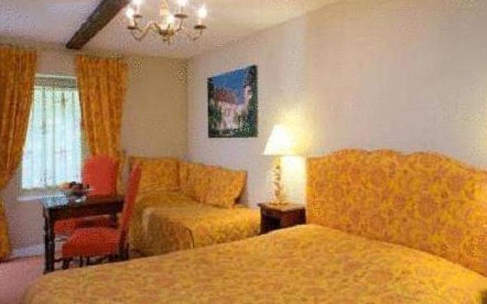 Chateau de Fleurville & Spa