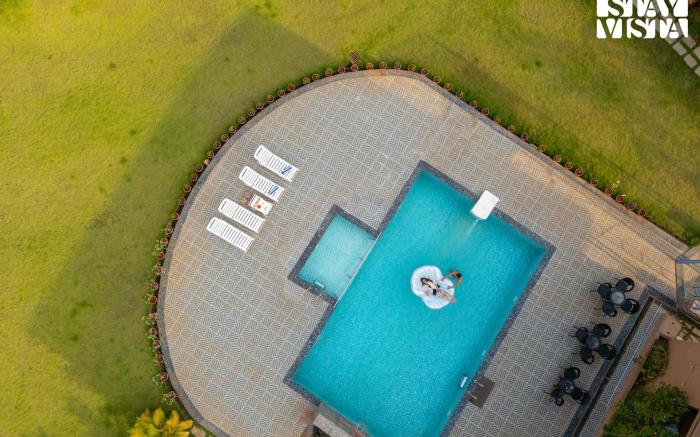 StayVista's Hillside Meadows 