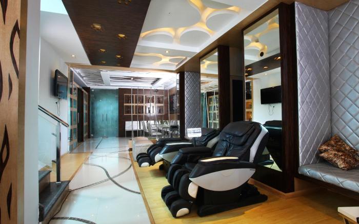 Hotel Tigers Roare