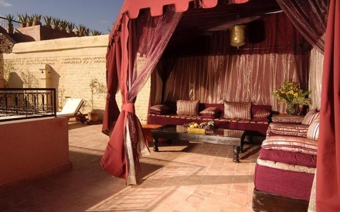 Darhani Hotel