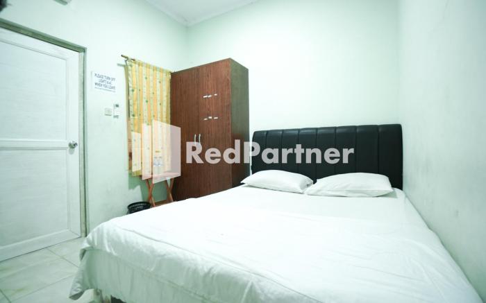 Mahkota Sivali near Soekarno Hatta Airport Mitra RedDoorz