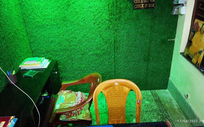 Goroomgo Basera Inn Near Light House Sea Beach Puri