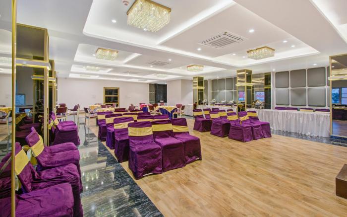 Townhouse Oak Nirman Nagar formerly Tulip Regency