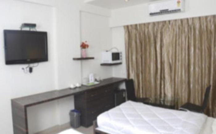 Suresh Inn