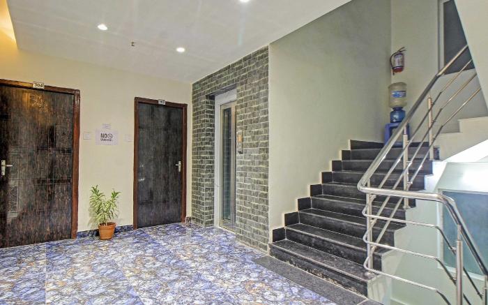 Super Hotel O Hazra Inn