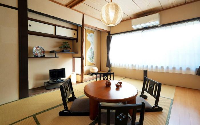 Guesthouse TENICHIKAKU