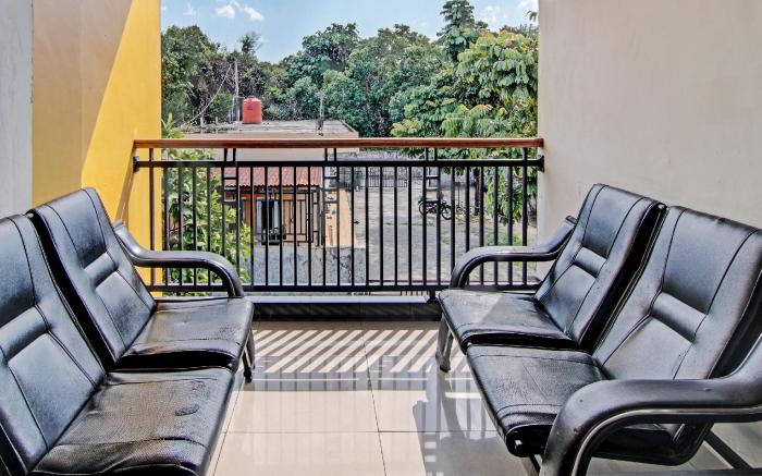 OYO 92530 Rosela House Syariah