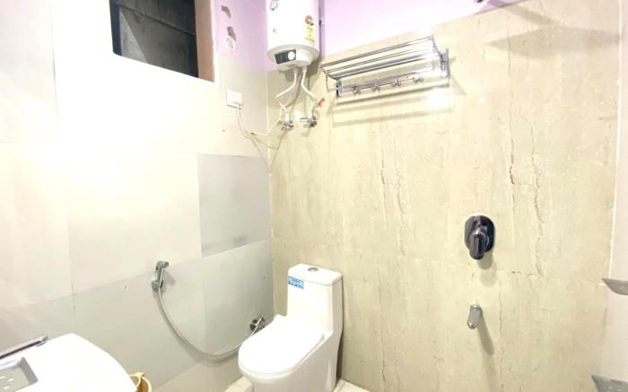 Hotel Avantika Palace 