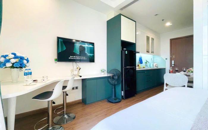 Vinhomes Green Bay - luxury Apt for rent