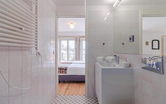 Tower 6T in Oporto with 1 bathrooms