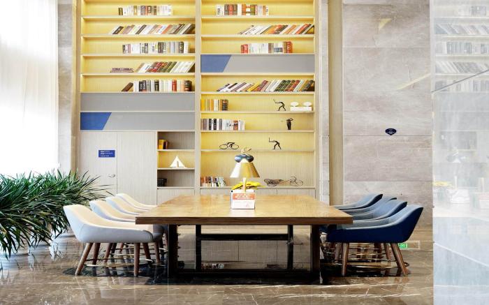 Kyriad Marvelous Hotel Nanchang Xianghu Jinsha Avenue